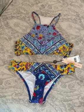Nanette Lepore 2 piece swimsuit